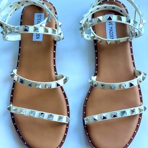 Steve Madden Travel Sandal